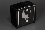 Rare Stewart Warner ’Lady’s Head’ Radio R108X in Black + Silver